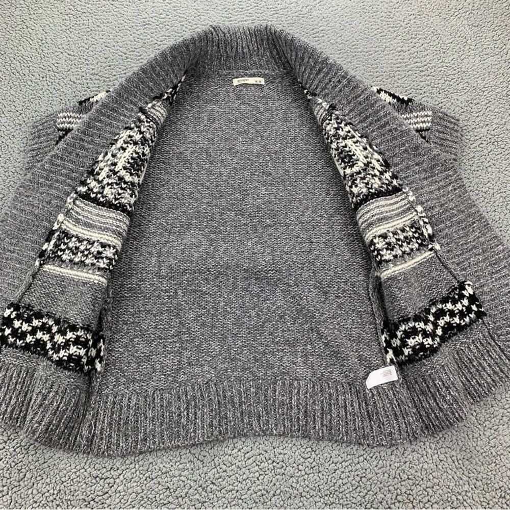 Old Navy Women's Knit Wool Blend Short Sleeve Chunky Cardigan  -  Size:  M - Picture 7 of 16